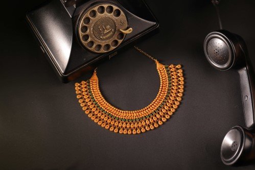 Konikkara handcrafted gold piece