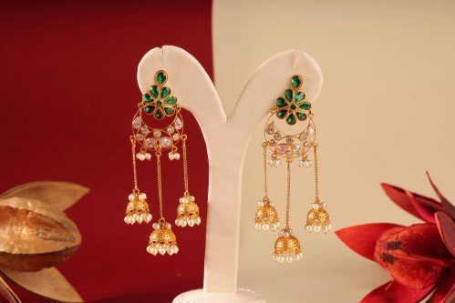 Konikkara drop earrings