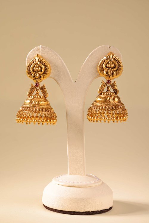Sulthan Diamonds daily-wear gold earrings — Kanhangad