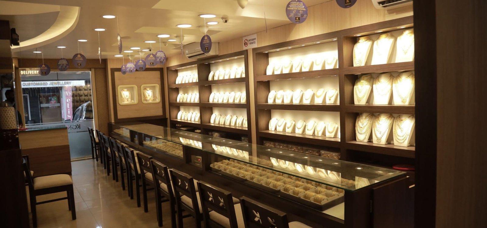 Inside Sulthan Diamonds & Gold showroom — Kanhangad, Kasaragod